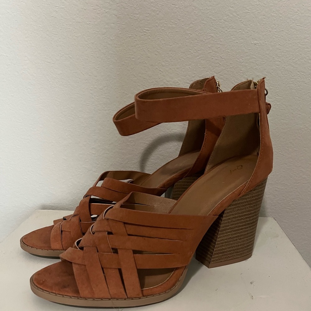 Tan summer heels